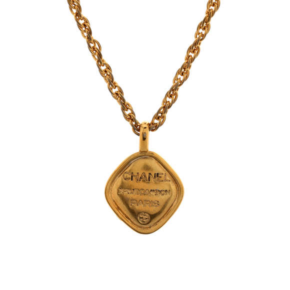 Chanel 31 Rue Cambon Paris Pendant Necklace Metal - Picture 1 of 3